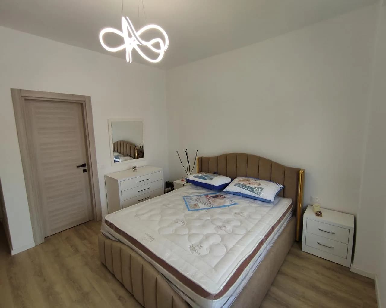 Apartament 2+1 me qira në Tiranë — foto 5
