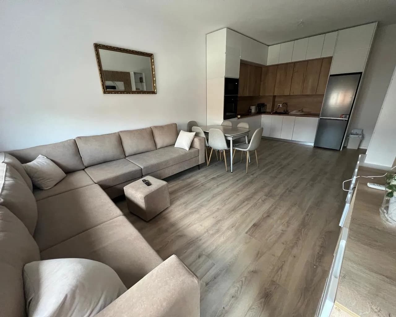Apartament 2+1 me qira në Tiranë — foto 12